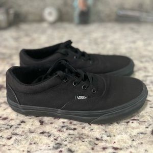 Vans black skate shoe youth 4.5